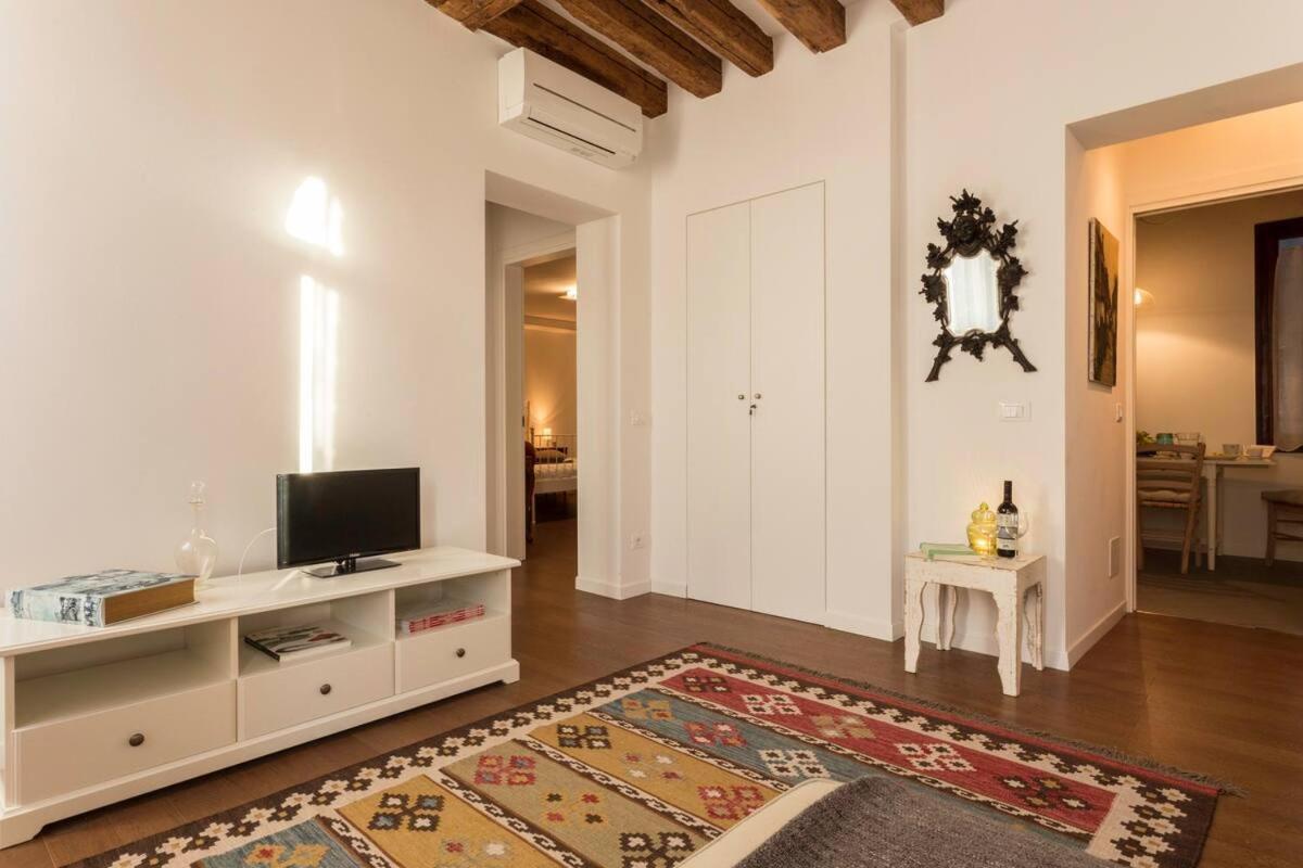 L'Altalena Di Francesca Apartment Venesia Bagian luar foto